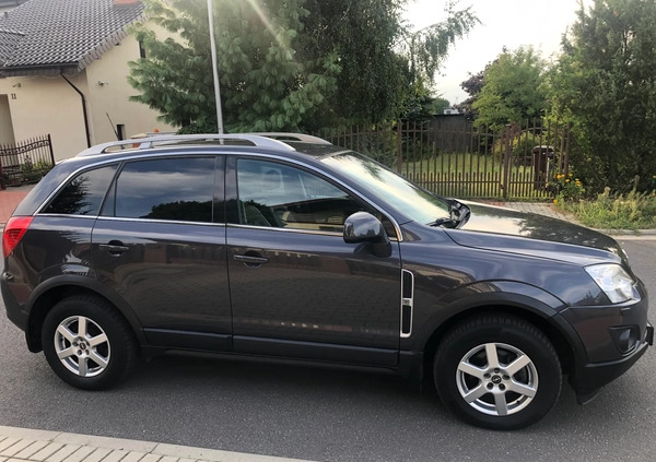 Opel Antara cena 44900 przebieg: 166000, rok produkcji 2014 z Słupca małe 352